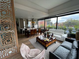 Foto 15 de SE ARRIENDA APARTAMENTO EN CHICO RESERVADO 231m2