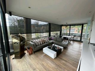 Foto 1 de SE ARRIENDA APARTAMENTO EN CHICO RESERVADO 231m2