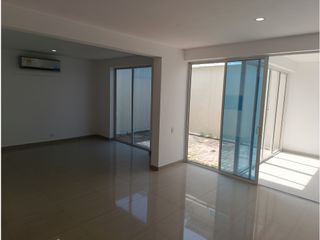 Foto 3 de CASA EN ARRIENDO LA CASTELLANA