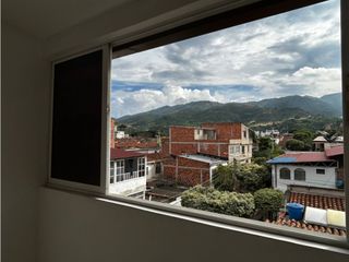 Foto 13 de SE ARRIENDA MAGNIFICO APARTAMENTO EN GIRON CERCA AL METRO