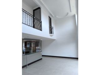 Foto 4 de Phenthouse Duplex en venta en Loma de los Bernal