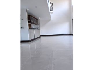 Foto 6 de Phenthouse Duplex en venta en Loma de los Bernal