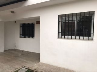 Foto 3 de BÂ° AMEGHINO SUR, DEPARTAMENTO PLANTA BAJA, LINDA ZONA.-