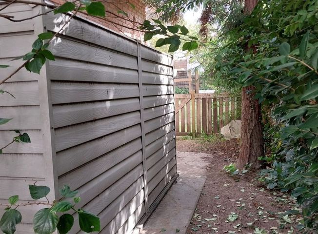 place photo 23