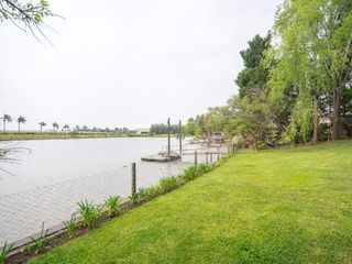 Foto 38 de VENTA CASA SANTA CATALINA LOTE DOBLE AL RÍO TIGRE