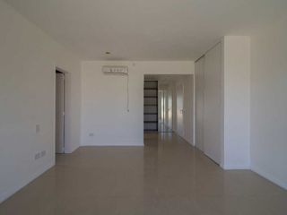 Foto 16 de Casa 5 ambientes en venta Los Sauces Nordelta