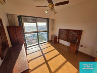 Foto 4 de Departamento en alquiler de 2 dormitorios c/ cochera en Universitario