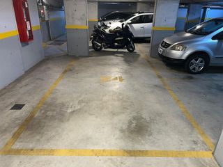 Foto 5 de VENTA COCHERA CUBIERTA EN SAAVEDRA