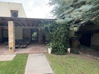 Foto 17 de Casa 6 ambientes en venta en Lujan Barrio Privado