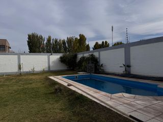 Foto 20 de Venta Casa 3 hab  y pileta Callejón Privado Maipú
