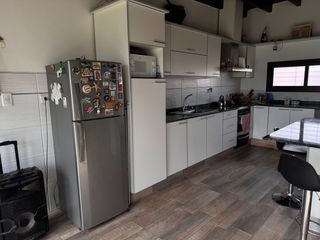 Foto 8 de Venta Casa 3 hab  y pileta Callejón Privado Maipú