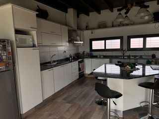 Foto 9 de Venta Casa 3 hab  y pileta Callejón Privado Maipú