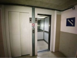 Foto 5 de Oportunidad Venta Cochera cubierta