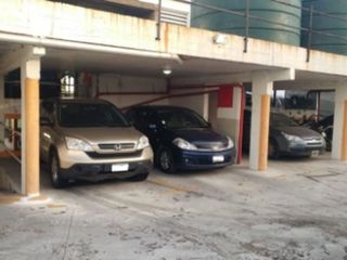 Foto 3 de Oportunidad Venta Cochera cubierta