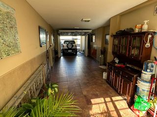 Foto 6 de Venta Casa de 5 ambientes con Pileta en Liniers