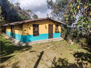 Foto 1 de SGE-521-Casa Campestre-Santa Elena-V.San Ignacio-Sector Bomba D1
