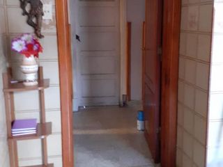Foto 6 de Casa Multifamiliar con Local. OPORTUNIDAD!!