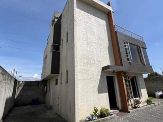 Foto 1 de Venta de casa Sector Guamaní
