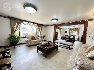 Foto 3 de Venta de casa Sector Capelo dentro de Urbanización