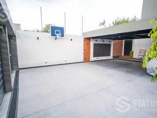 Foto 29 de Vendo casa de lujo en urbanización, 750m², Capelo - $790.000