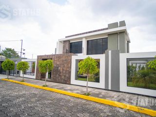 Foto 41 de Vendo casa de lujo en urbanización, 750m², Capelo - $790.000