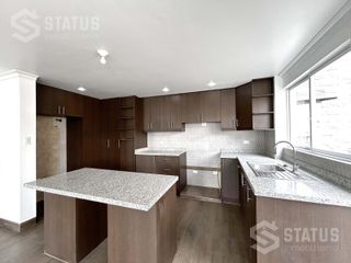 Foto 7 de Se vende casa en conjunto sin adosamiento 247 m², 4 Dorm., 2 Garajes, sector Ushimana, $135.000