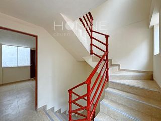 Foto 8 de ALQUILA TU CASITA DE 3 PISOS EN MIRAFLORES! RECIEN REMODELADA