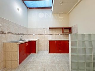 Foto 5 de ALQUILA TU CASITA DE 3 PISOS EN MIRAFLORES! RECIEN REMODELADA