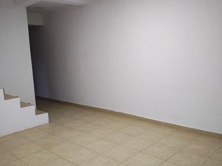 Foto 3 de Duplex en alquiler en Cipolletti