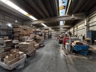 Foto 6 de Galpón / deposito en  2.000 m2 cubiertos sobre ruta 2 Abasto - La Plata - Alquiler