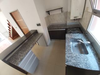 Foto 5 de Bernal Centro - Departamento 3 ambientes