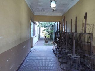 Foto 3 de Casa en Temperley con 2 dormitorios y lote de 52,95 metros de largo!