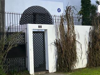 Foto 4 de Casa en alquiler de 3 dormitorios con vista al río a metros de costanera. Barrio La Florida