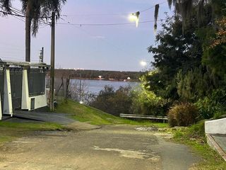 Foto 6 de Casa en alquiler de 3 dormitorios con vista al río a metros de costanera. Barrio La Florida