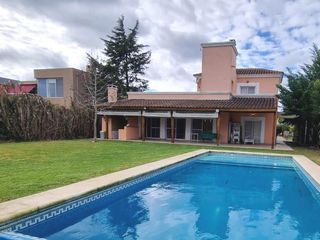 Foto 11 de Casa en alquiler  con muebles en barrio  San Isidro Labrador, Villanueva, Tigre- lote a la laguna