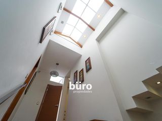 Foto 23 de ESPECTACULAR CASA EN VENTA DE 5 DORMITORIOS EN MIRAFLORES
