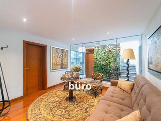 Foto 5 de ESPECTACULAR CASA EN VENTA DE 5 DORMITORIOS EN MIRAFLORES