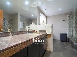 Foto 20 de ESPECTACULAR CASA EN VENTA DE 5 DORMITORIOS EN MIRAFLORES