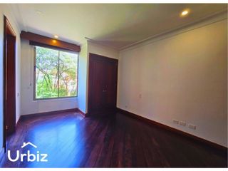 Foto 20 de Arriendo apartamento de 322 m² en Santa Barbara Alta