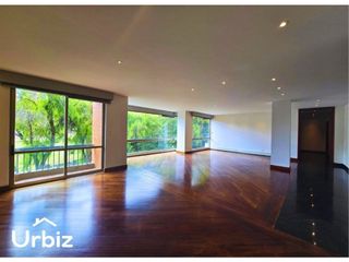 Foto 1 de Arriendo apartamento de 322 m² en Santa Barbara Alta