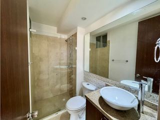 Foto 8 de SE VENDE APARTAMENTO EN GRAN GRANADA - ENGATIVA
