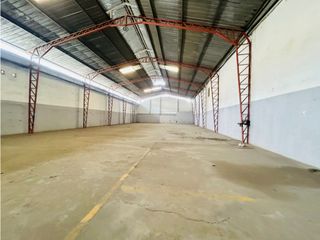 Foto 6 de Durán, Galpón en Renta, 700m2, 1 Ambientes