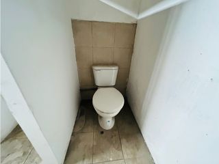 Foto 17 de Durán, Galpón en Renta, 700m2, 1 Ambientes