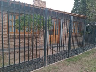 Foto 1 de ALQUILER CASA CON PILETA