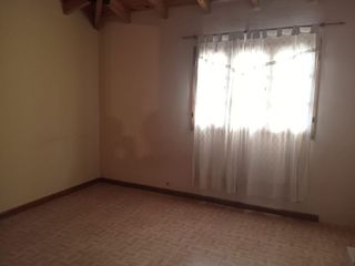 Foto 9 de ALQUILER CASA CON PILETA