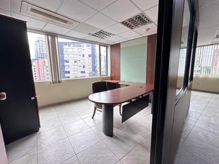 Foto 41 de REPÚBLICA DEL SALVADOR EDIFICIO CORPORATIVO ARRIENDO OFICINA 350,58m2