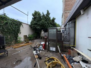 Foto 3 de Terreno con construcción en venta en ciudad