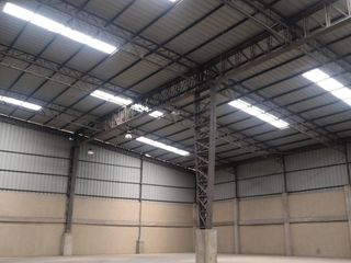 Foto 4 de EN ALQUILER BODEGA INDUSTRIAL 1.080M2 VÍA DURÁN- YAGUACHI