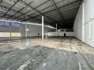Foto 1 de Ofibodega en alquiler 1.200m²-Dentro de Parque Industrial, Vía Durán-Tambo