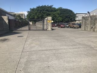 Foto 6 de AMPLIA OFICINA EN ALQUILER 1.000M2 - SUR DE GUAYAQUIL.